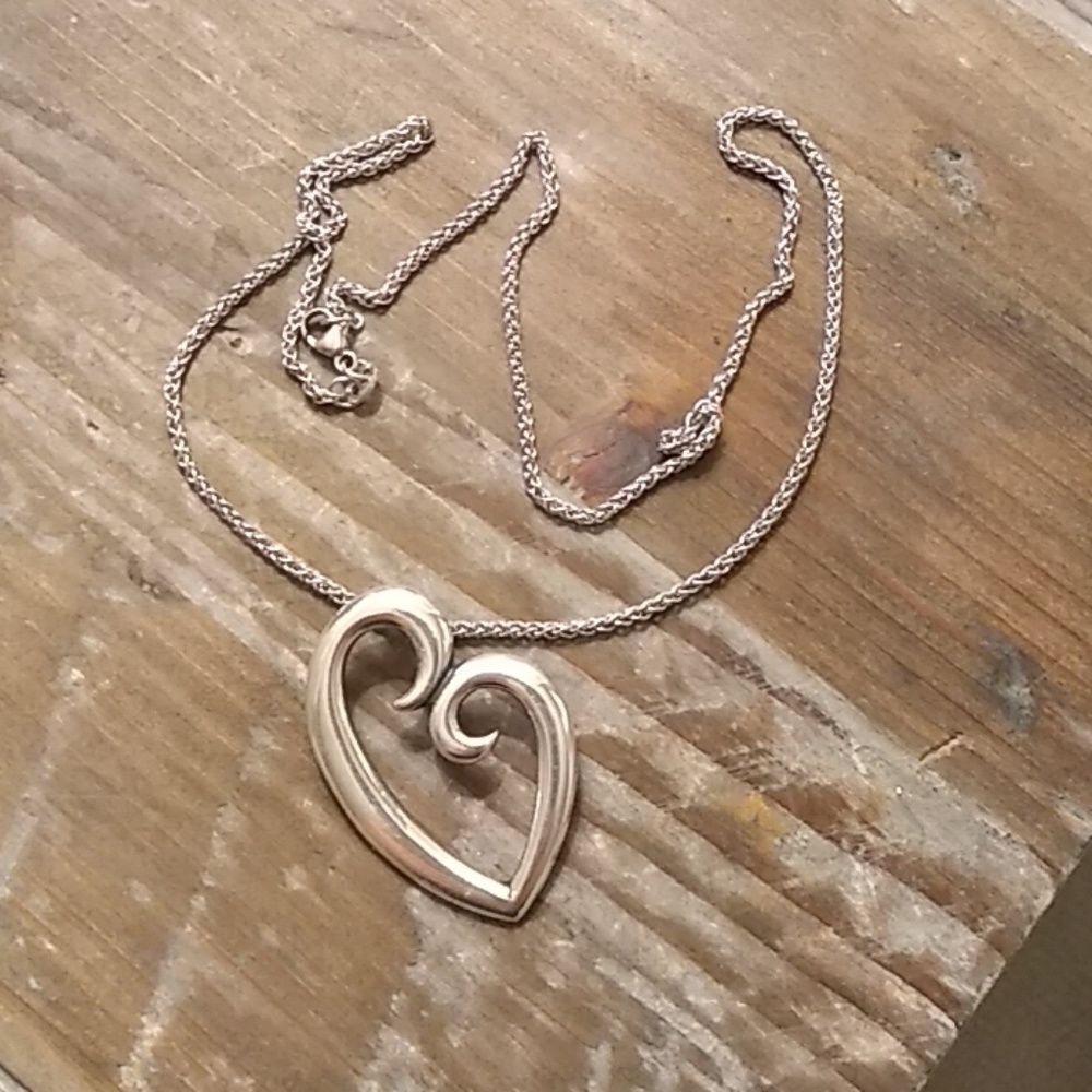 James Avery Large mother's love pendant w necklace